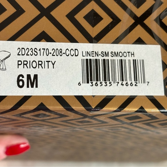 Charles by Charles David Women's Priority Heeled Sandal,6M - Picture 5 of 5